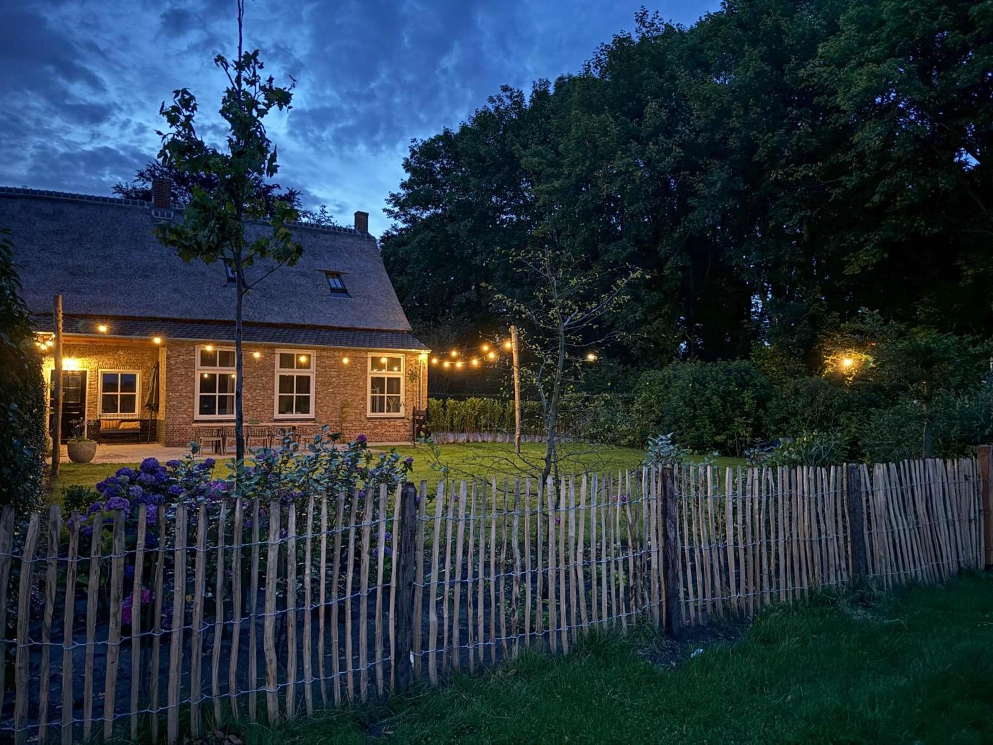 Het Hoevehuys Wagenberg Exterior photo